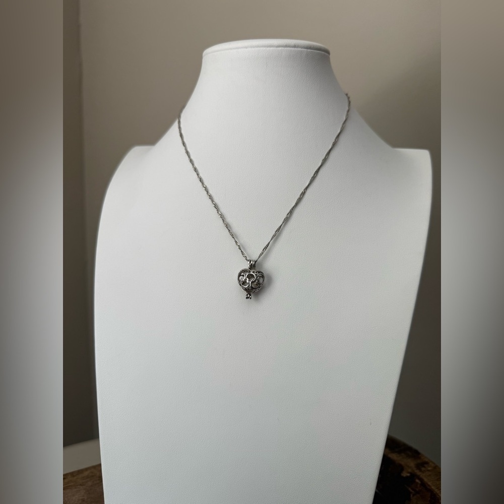 18KGP Heart Caged Pearl Necklace